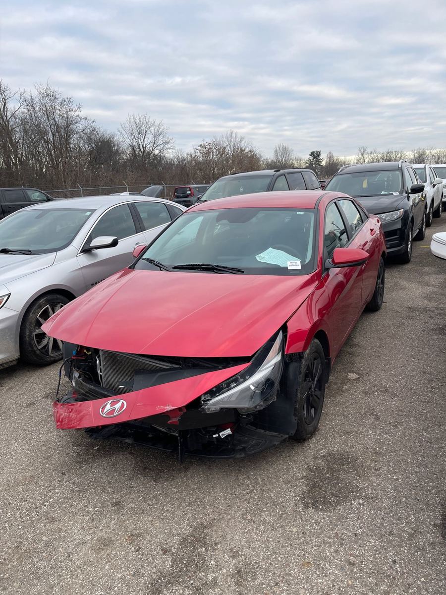 2023 HYUNDAI Elantra